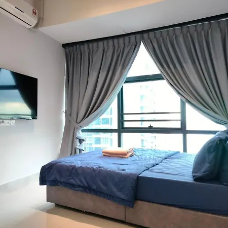 Dangabay Seaview 4Pax With Netflix Wifi Apartment Johor Bahru Exterior photo